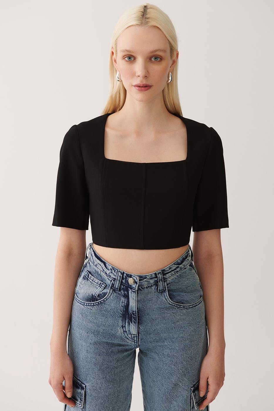 Bayan SİYAH Elmers Slim Fit Kare Yaka Siyah Renk Kadın Crop Bluz